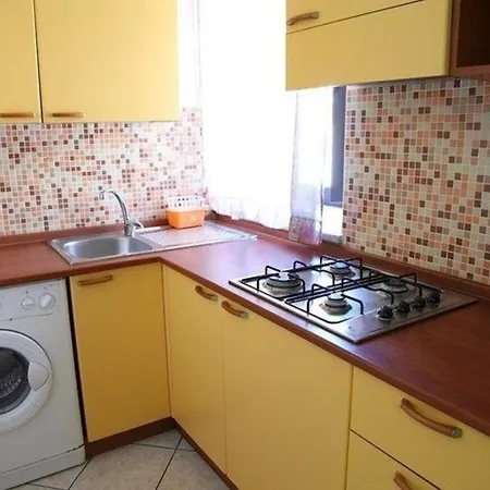 Ferienwohnung Fuer 6 Personen Ca 60 Qm In Cefalu, Sizilien Nordkueste Von Sizilien - B44285 Apartment
